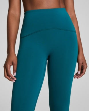Spanx Booty Boost 7/8 Legging with Secret Sweat Tech - Emerald Bay
