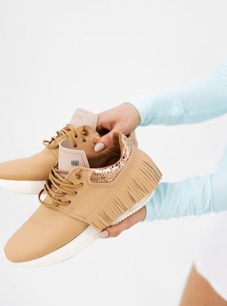 Esseutesse Leather Fringe Sneaker Nude