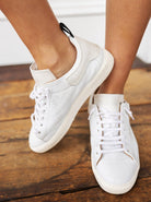Esseutesse Staple Leather Sneaker in White
