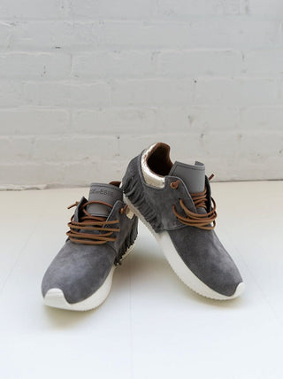 Esseutesse Suede Fringe Sneaker in Grey