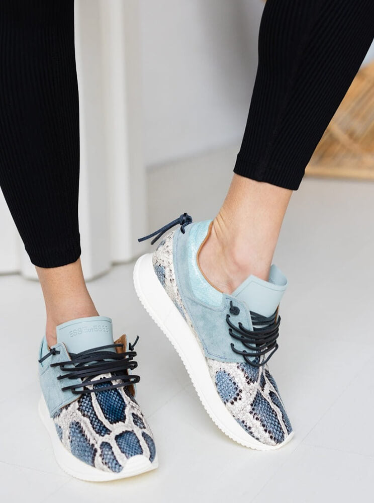 Esseutesse Turquoise Python Sneaker