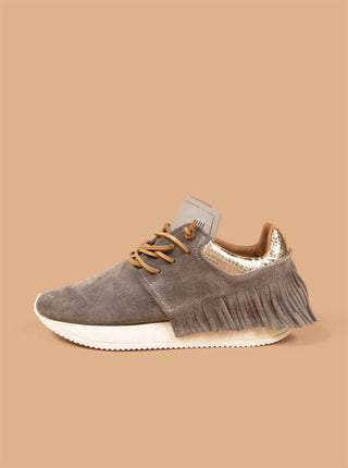 Esseutesse Suede Fringe Sneaker in Grey