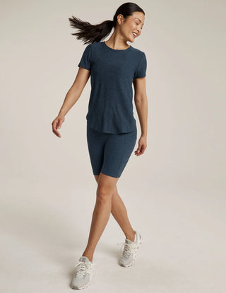 Beyond Yoga Featherweight On The Down Low Tee - Nocturnal Navy