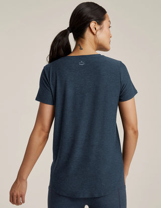 Beyond Yoga Featherweight On The Down Low Tee - Nocturnal Navy