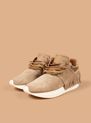 Esseutesse Suede Fringe Sneaker in Beige 