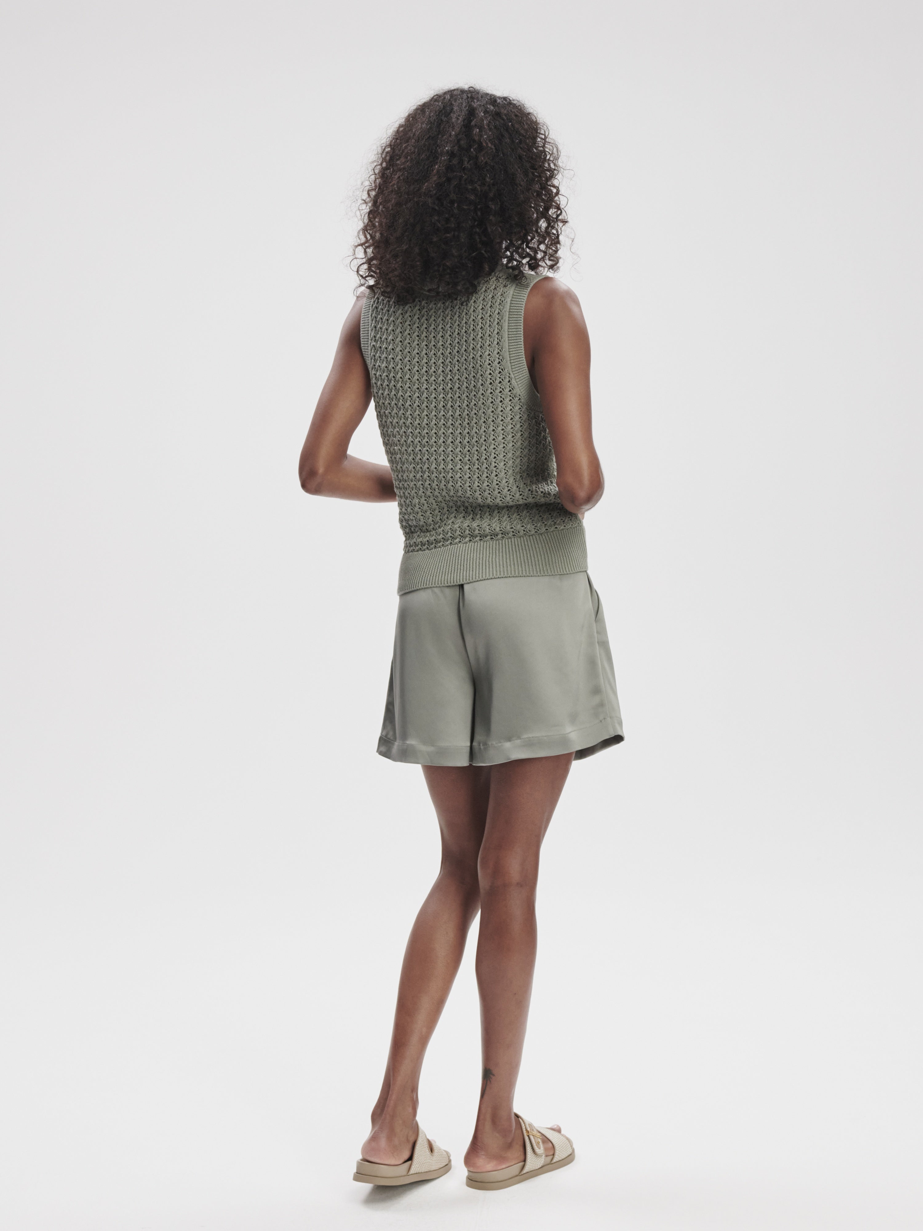 (取寄) バーリー レディース フェーンズ オープン ニット タンク Varley women Ferns Open Knit Tank Shadow Varley Ferns Open Knit Tank - Shadow – SculptHouse